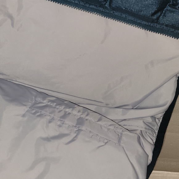 The North Face Luna 550 Girls Reversible - Picture 4 of 6